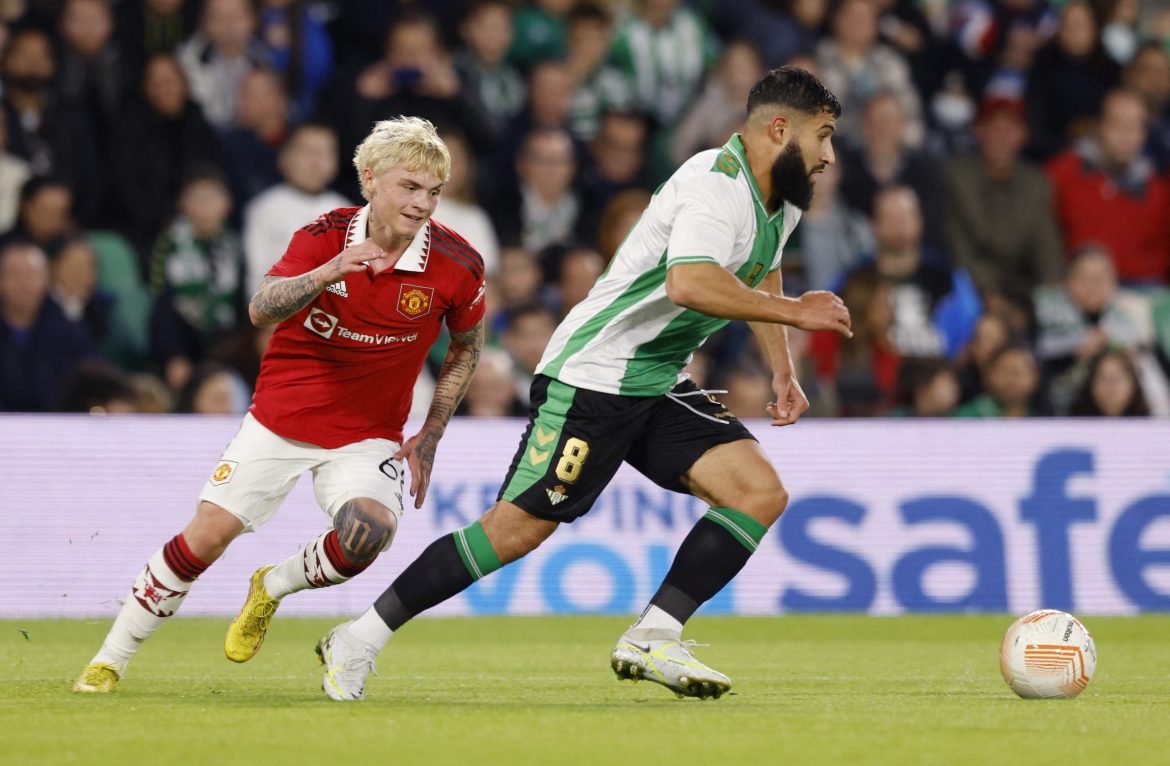 Man United must unleash Hansen-Aaroen