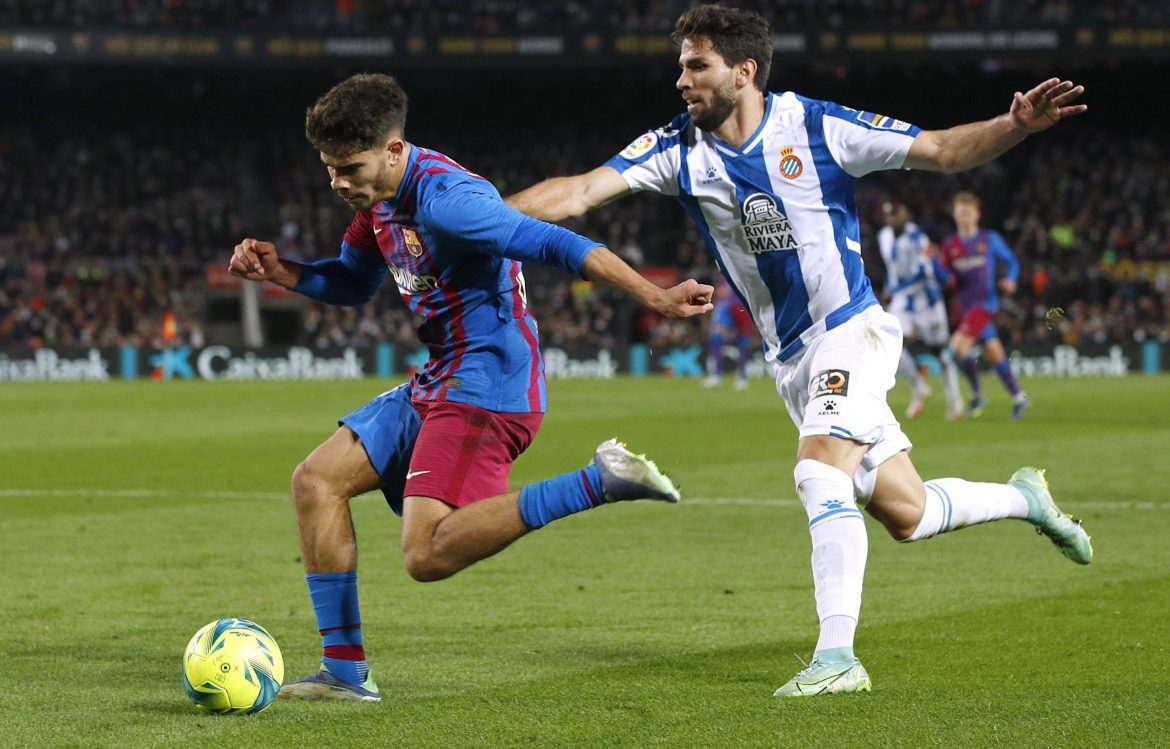 Lage plotting Wolves swoop for Ez Abde