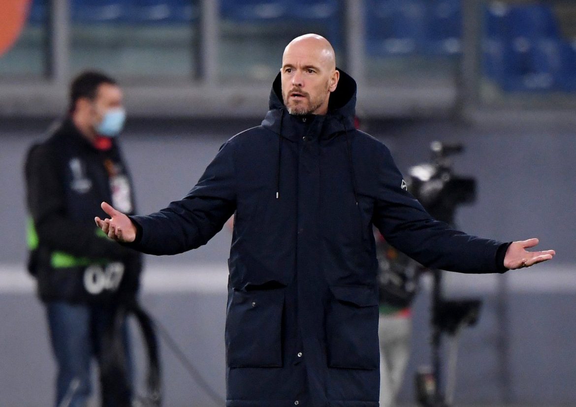 Man Utd: Dean Jones drops transfer claim