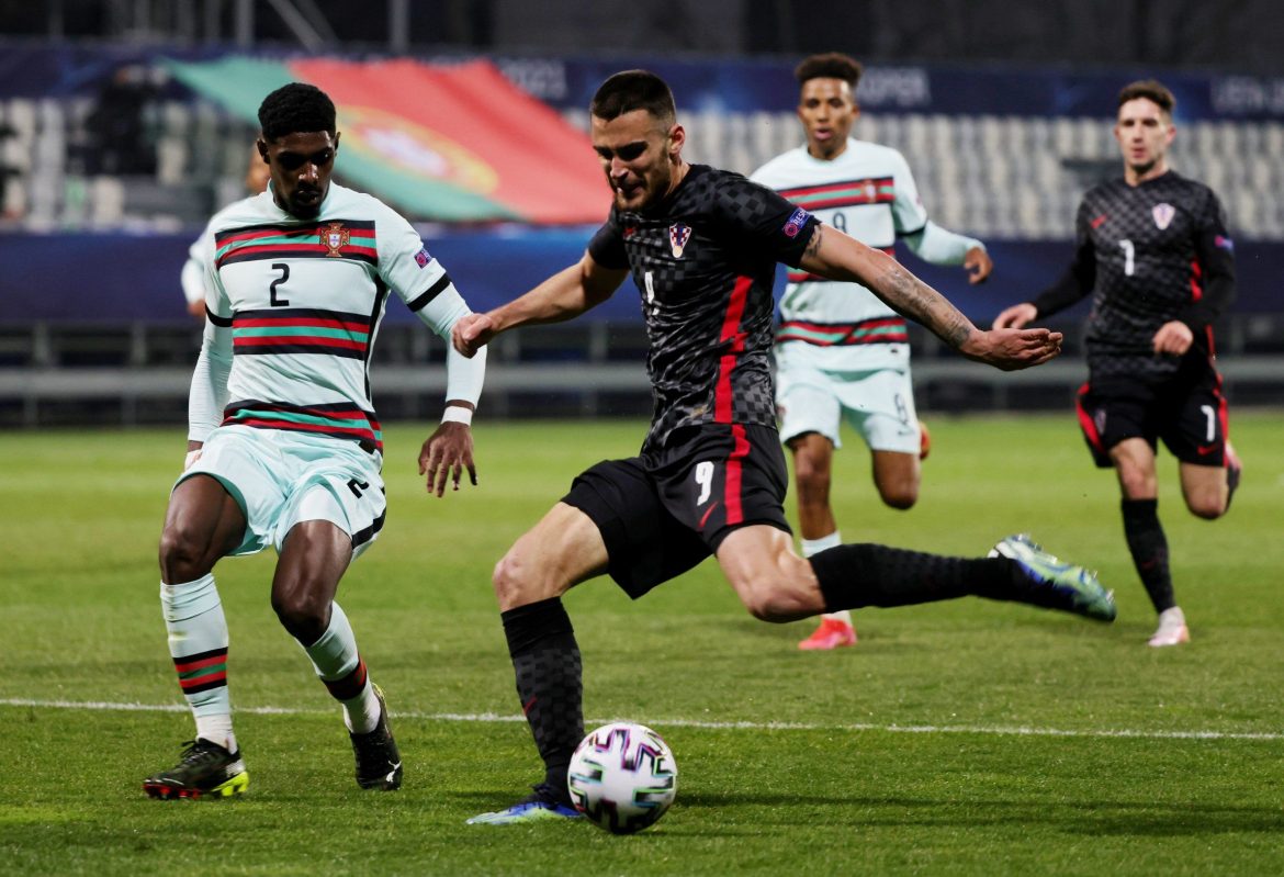 Nottingham Forest eyeing Sandro Kulenovic