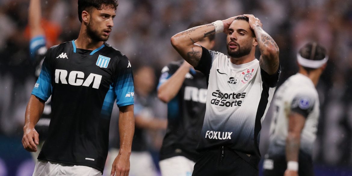 Nottingham Forest eyeing January loan move for "clinical" Brazilian striker